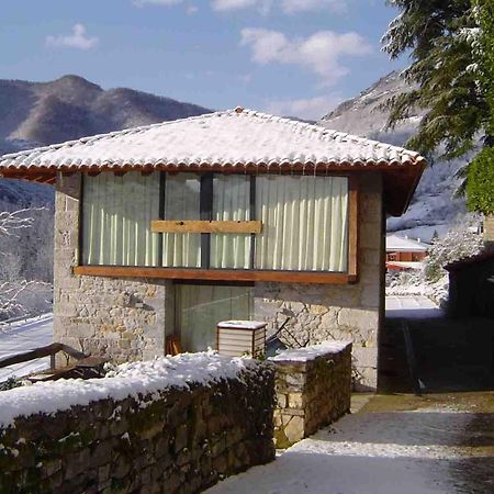 Apartamentos Rurales El Lleron Caso Exterior photo